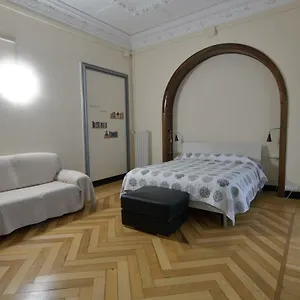 Check-inn Centro Гостевой дом