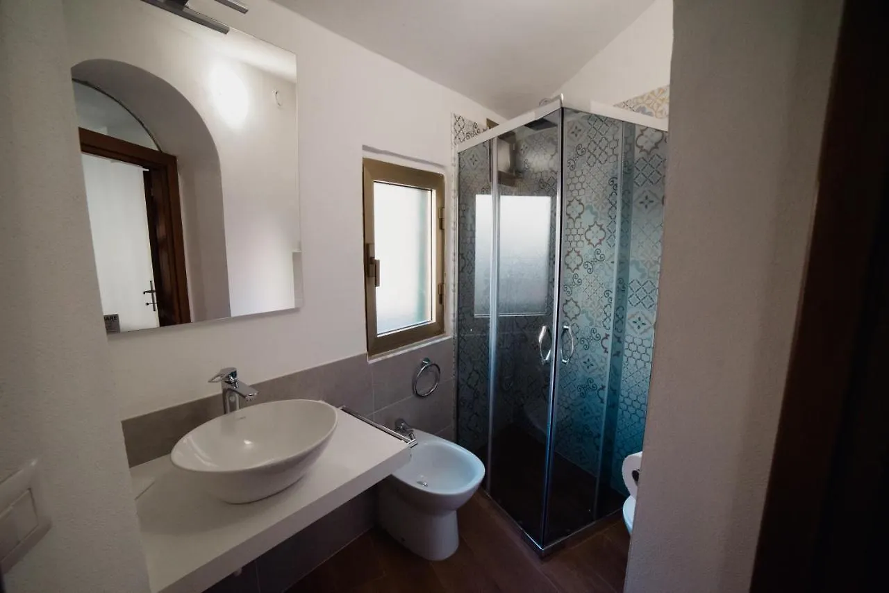 Take Trivio Hotel Genoa