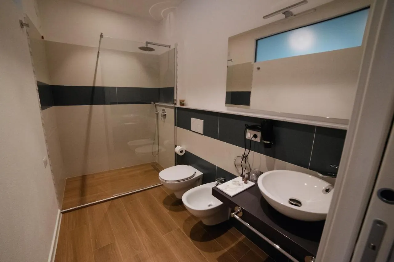 Take Trivio Hotell Genua Pensionat